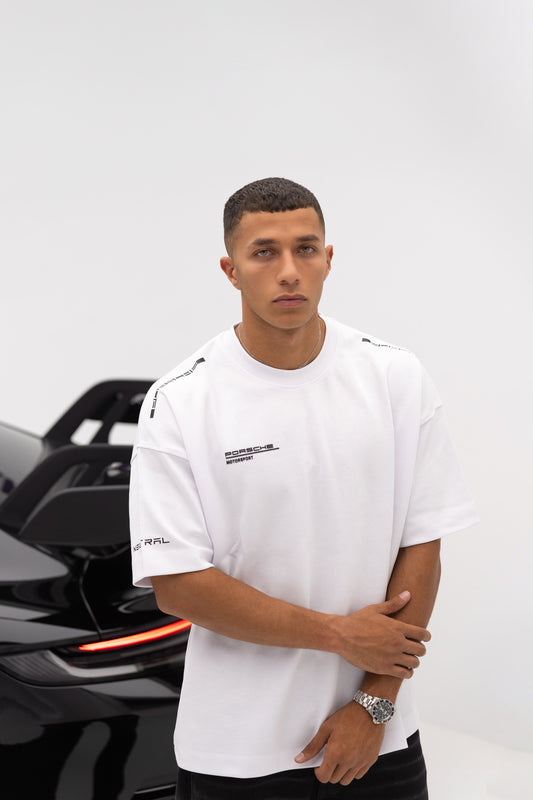 - Porsche 911 White Edition -