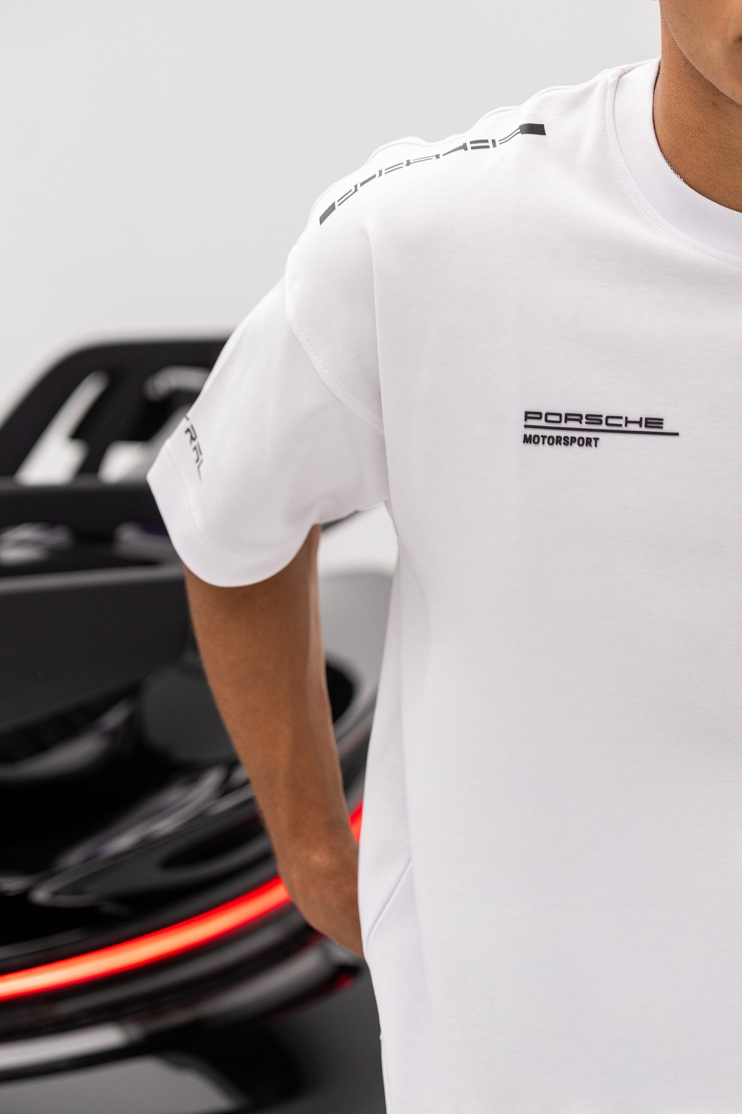 - Porsche 911 White Edition -