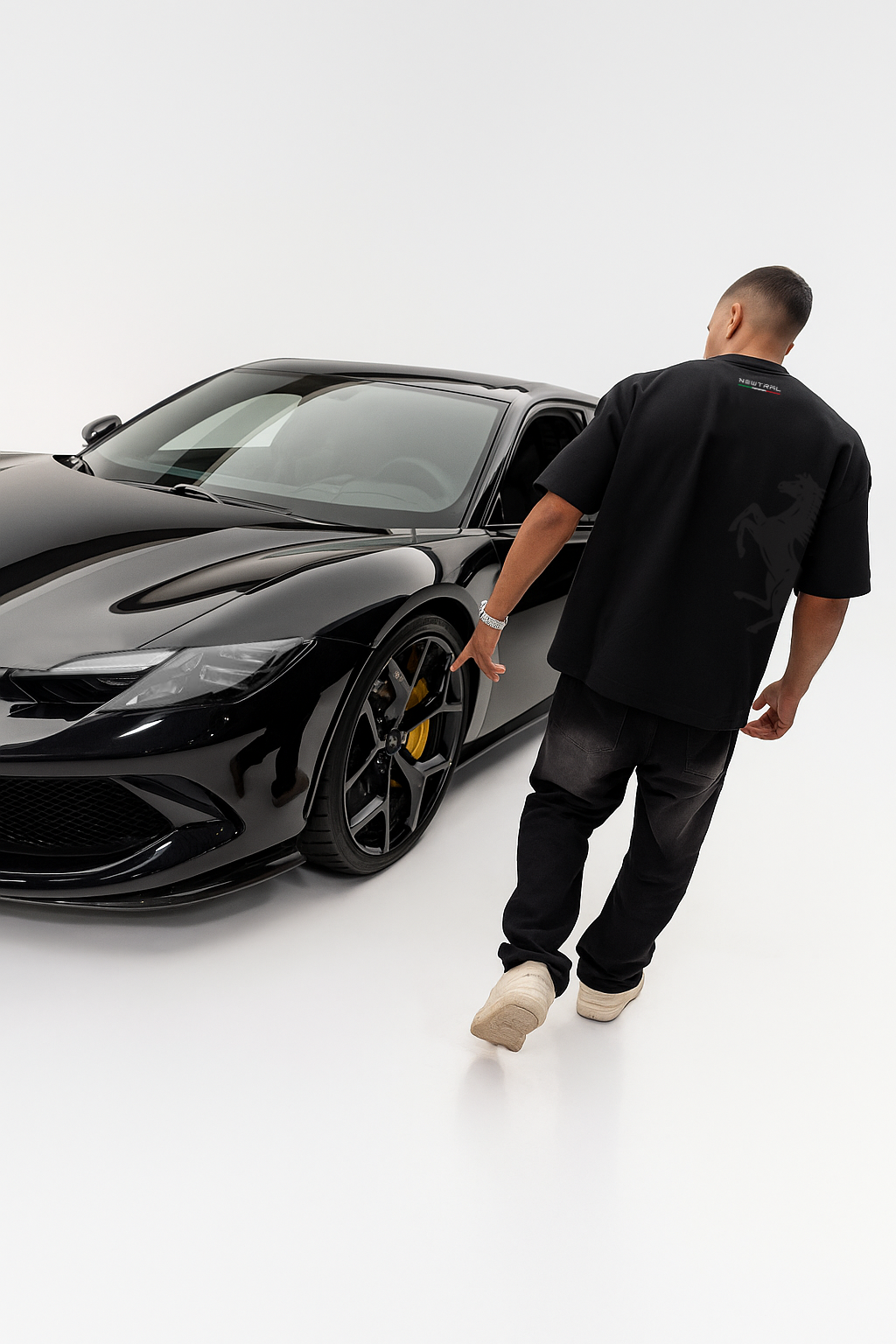 Ferrari Scuderia Black Edition | Newtral Wear